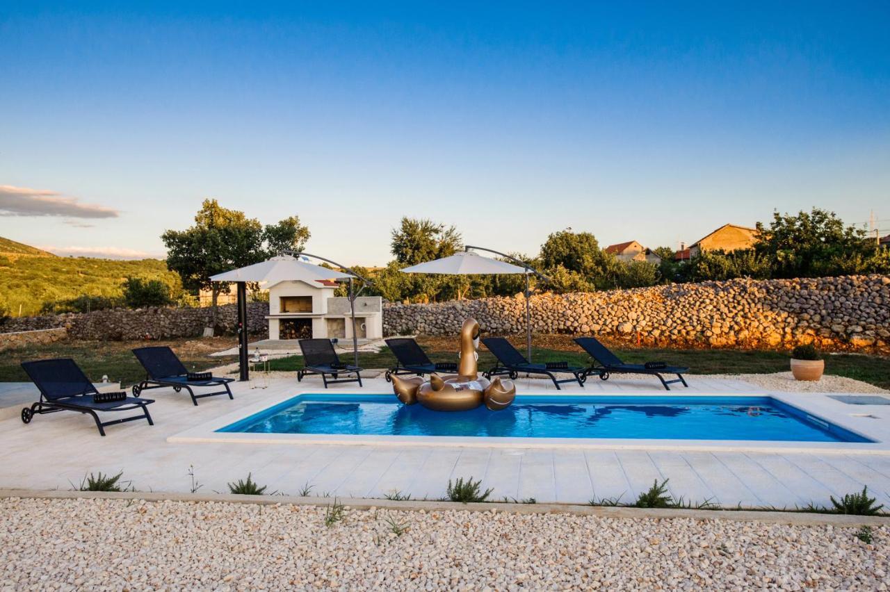 Family Dream House Willa *