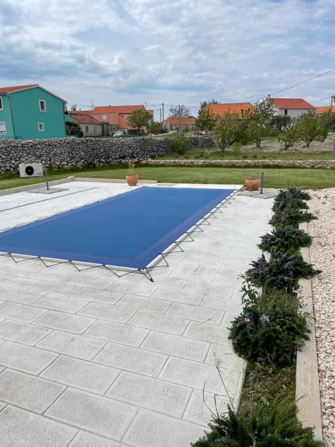 Villa Family Dream House