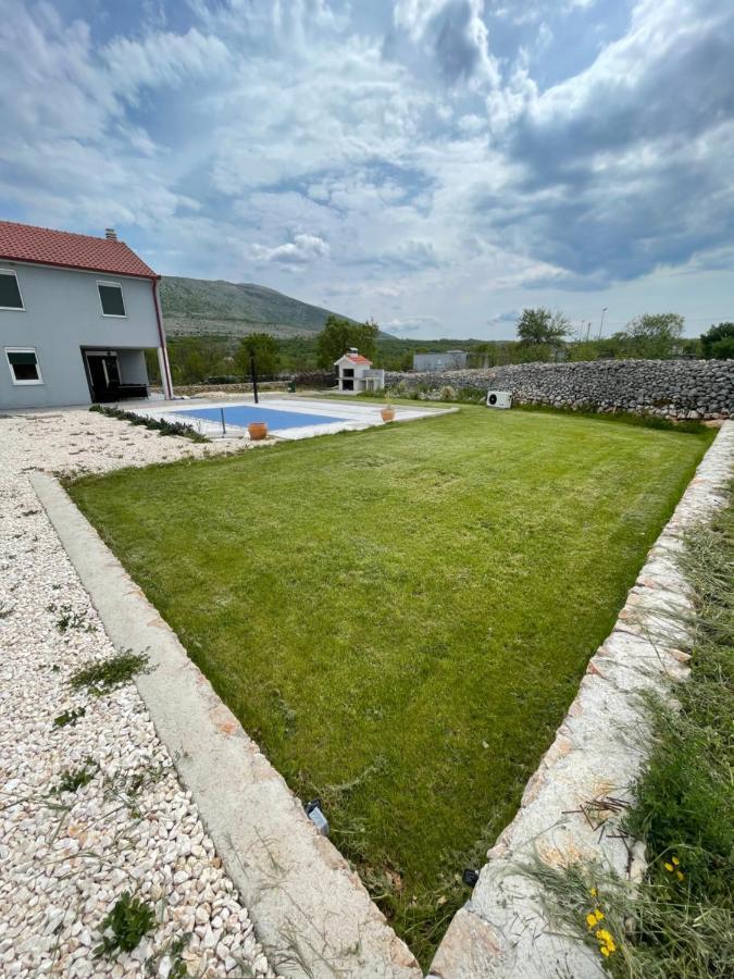Villa Family Dream House